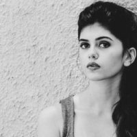 Sanjana-Sanghi-Height
