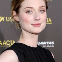 Elizabeth Debicki Height Weight
