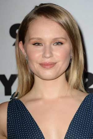 Eliza-Scanlen-Weight