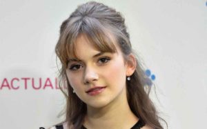 Emilia Jones Height Weight Body Stats Age Family Facts