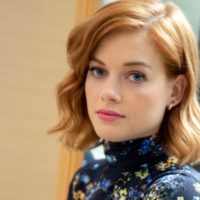 Jane-Levy-height-weight