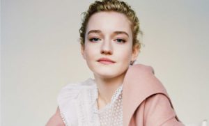 Julia Garner Height Weight Body Stats Age Family Facts