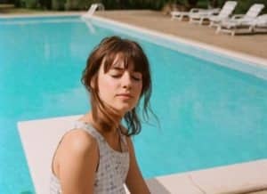 Daisy Edgar-Jones Height Weight Body Stats Age Family Facts