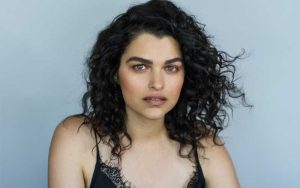 Eve Harlow Height Weight Body Stats Age Family Facts
