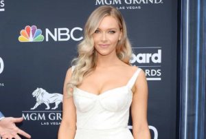 Camille Kostek Height Weight Body Stats Age Family Facts