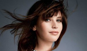 Felicity Jones Height Weight Body Stats Age Family Facts