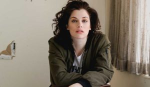 Jessica De Gouw Height Weight Body Stats Age Family Facts
