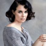 Mia-Kirshner-Height