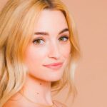 brianne-howey-height