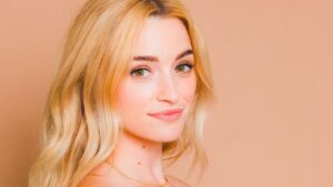 Brianne Howey Height Weight Body Stats Age Family Facts