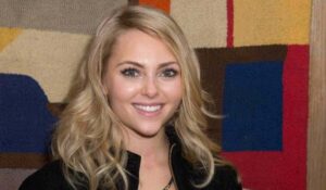 AnnaSophia Robb Height Weight Body Stats Age Family Facts