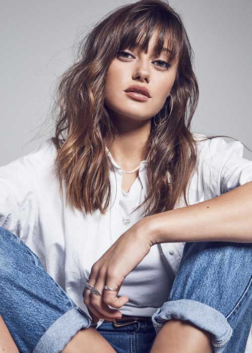 Ella-Purnell-Height-Weight