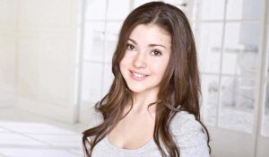 Katie Douglas Height Weight Body Stats Age Family Facts