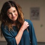 kathryn-hahn-height