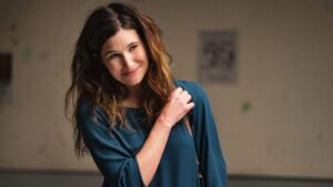 Kathryn Hahn Height Weight Body Stats Age Family Facts