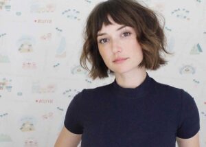 Milana Vayntrub Height Weight Body Stats Age Family Facts