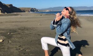 Annabelle Wallis Height Weight Body Stats Age Family Facts