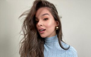 Hailee Steinfeld Height Weight Body Stats Age Family Facts
