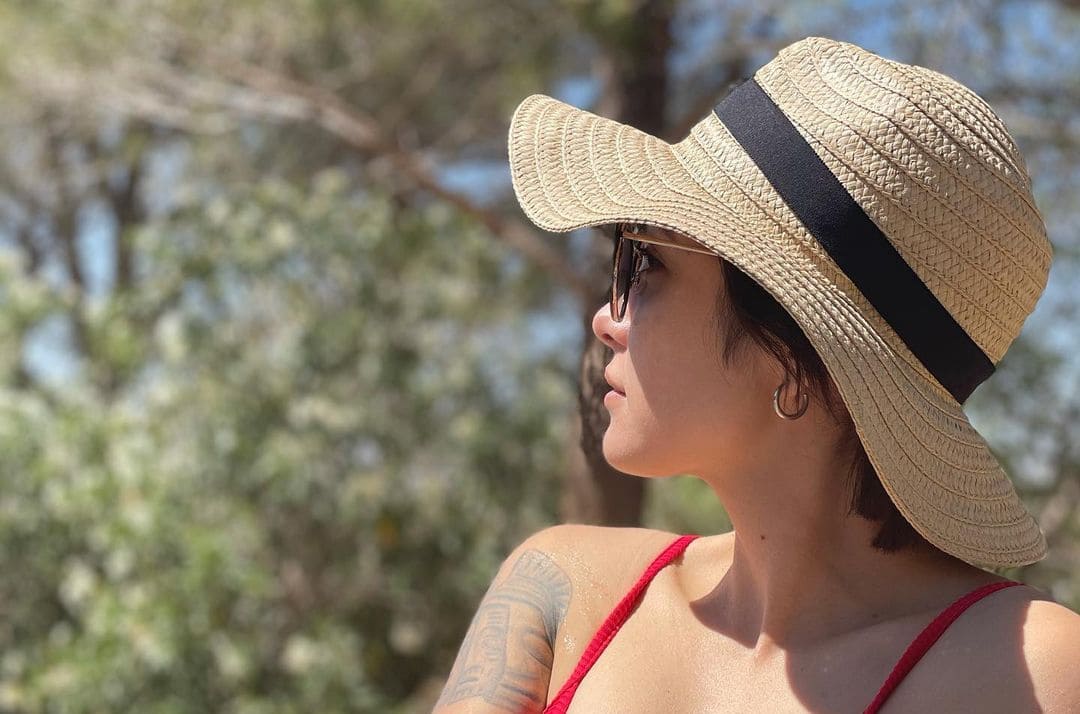 Daniella-Pineda-Height