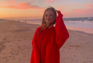 Sophie Grace Height Weight Body Stats Age Family Facts