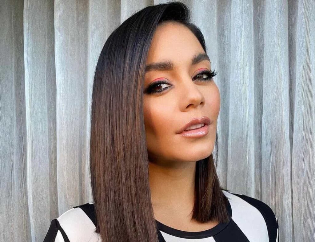 Vanessa-Hudgens-Height