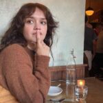 Olivia-Cooke-Height