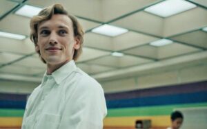 Jamie Campbell Bower Height Weight Body Stats Age Family Facts