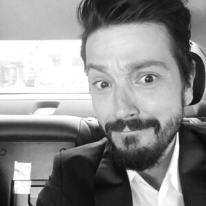 Diego Luna Height Weight Body Stats Age Family Facts