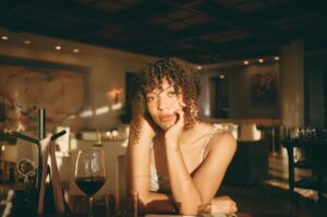Jaz Sinclair Height Weight Body Stats Biography Facts