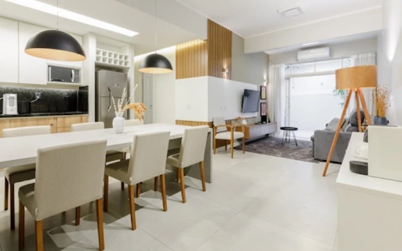 The Ultimate Guide to Understanding the Difference Between Traditional