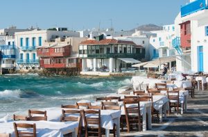 Dive Into Luxury: Mykonos Suites In Chora