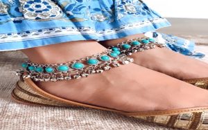 Enhancing Grace and Tradition: The Allure of Indian Anklets