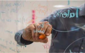 The Whisperers of Ideas: AI’s Contribution to Essay Topic Discovery