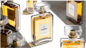 8 Captivating Perfume Books Worth Adding to Your Reading List