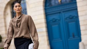 How to Be Stylish and Elegant on the Night that Will Create Your Best Memories