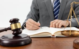 The Potential Issues You’ll Face If You’re Handling Your PI Case Alone