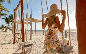 The Secrets to Scoring Incredible Last-Minute Travel Deals!