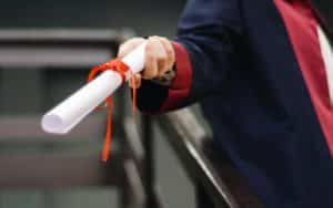 Advantages of Part-time Certification Diploma Programs in the Current Job Market