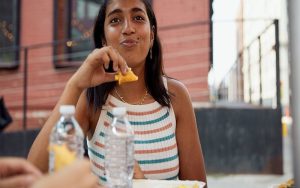 How Many Calories Should I Eat to Lose Weight?