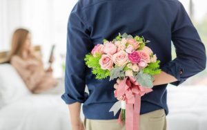 How to Incorporate Flowers into Your Birthday Décor