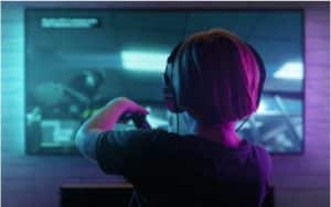 Essential Gear for Online Gamers: From Headsets to Chairs