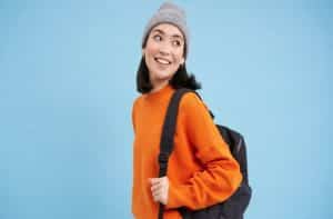 Leather Shoulder Bags vs. Backpacks: Which Suits Your Lifestyle Better?