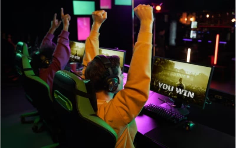 Online Games Based on Popular Themes