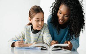 Building a Strong Academic Foundation: The Benefits of Personalized Elementary Tutoring