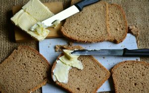 Choosing The Best Whole Grain Bread: What To Look For 