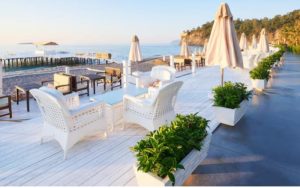 Experience Ultimate Luxury at Our Pristine Beach Resort in Phuket