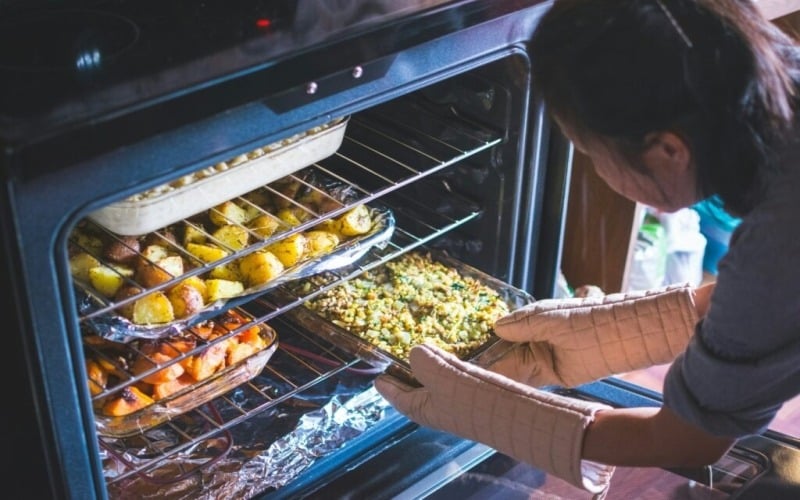 The Importance of Professional Oven Cleaning in Dublin and Liverpool