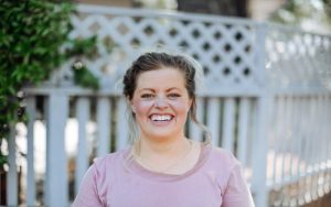 The Psychological Impact of a Confident Smile on Personal and Professional Life