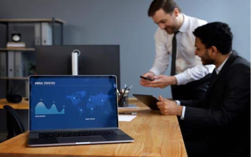 Wealthy, Wise, and Digital How Individuals Are Embracing the New Wave of Financial Tools