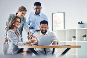 4 Ways to Assess the Legitimacy of an Organization Through Employee Reviews